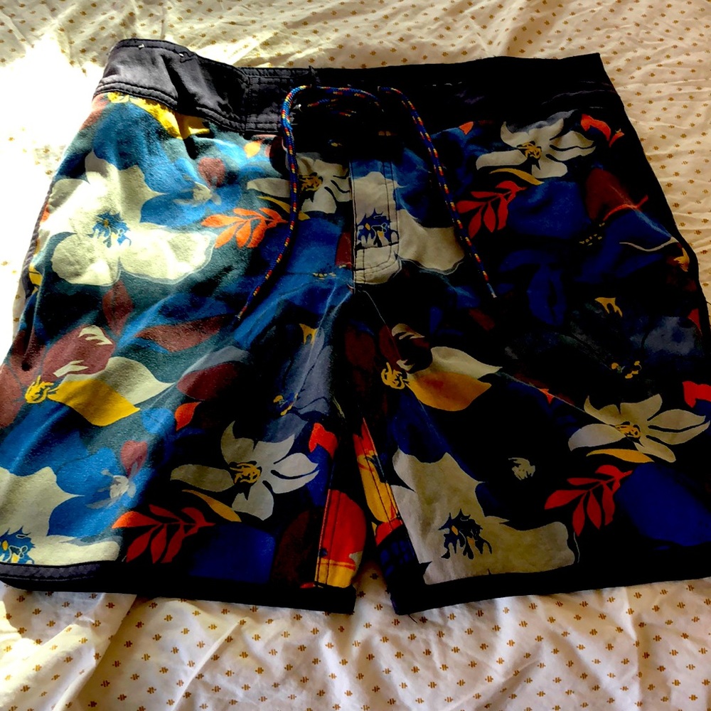 Mens Hawaiian swim trunks